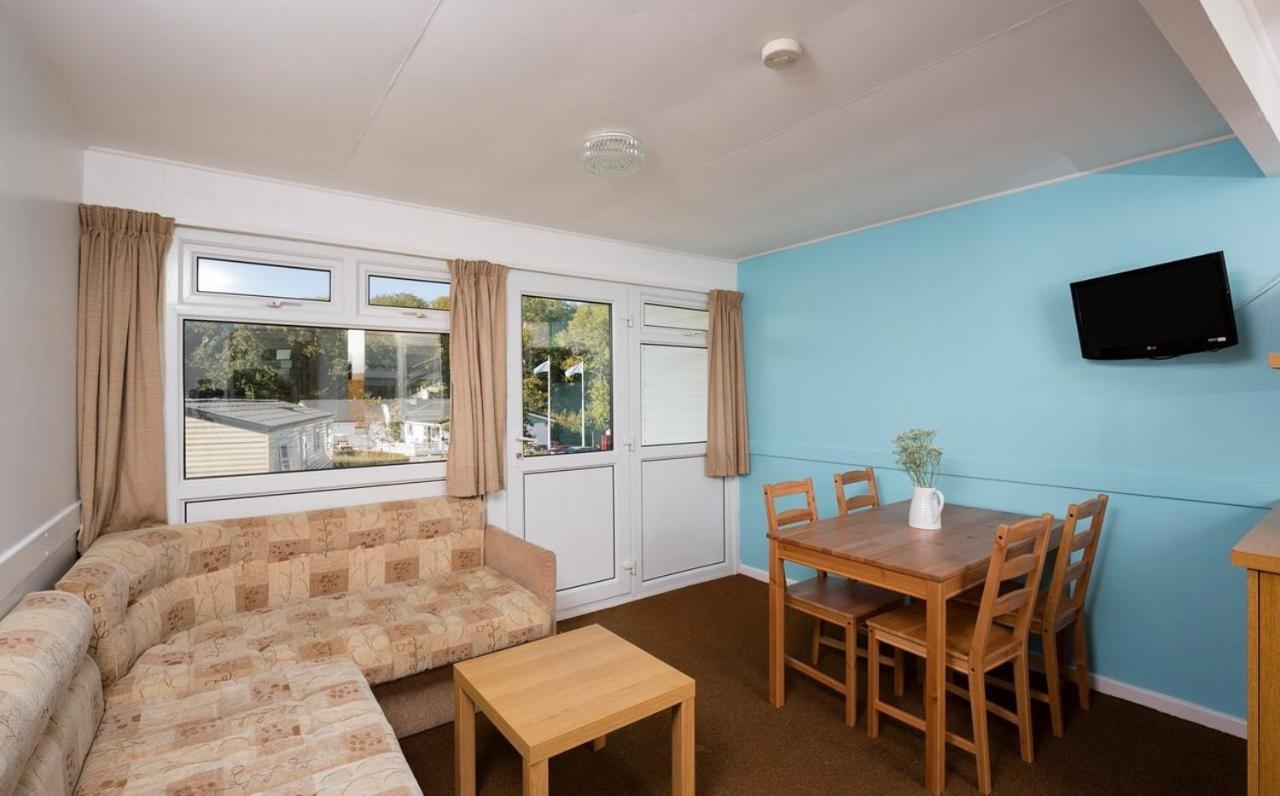 Whitecliff Bay Holiday Park Бембридж Экстерьер фото