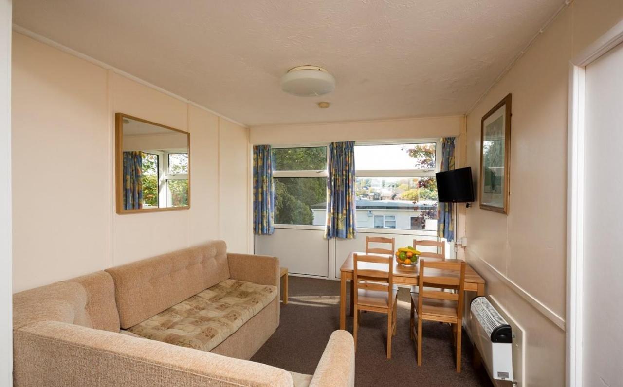 Whitecliff Bay Holiday Park Бембридж Экстерьер фото